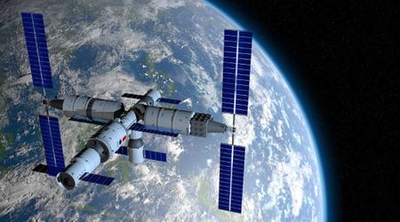 Interstellar comet 3I/ATLAS may hold alien technology and now's the time to  find out, says Harvard expert - Knewz